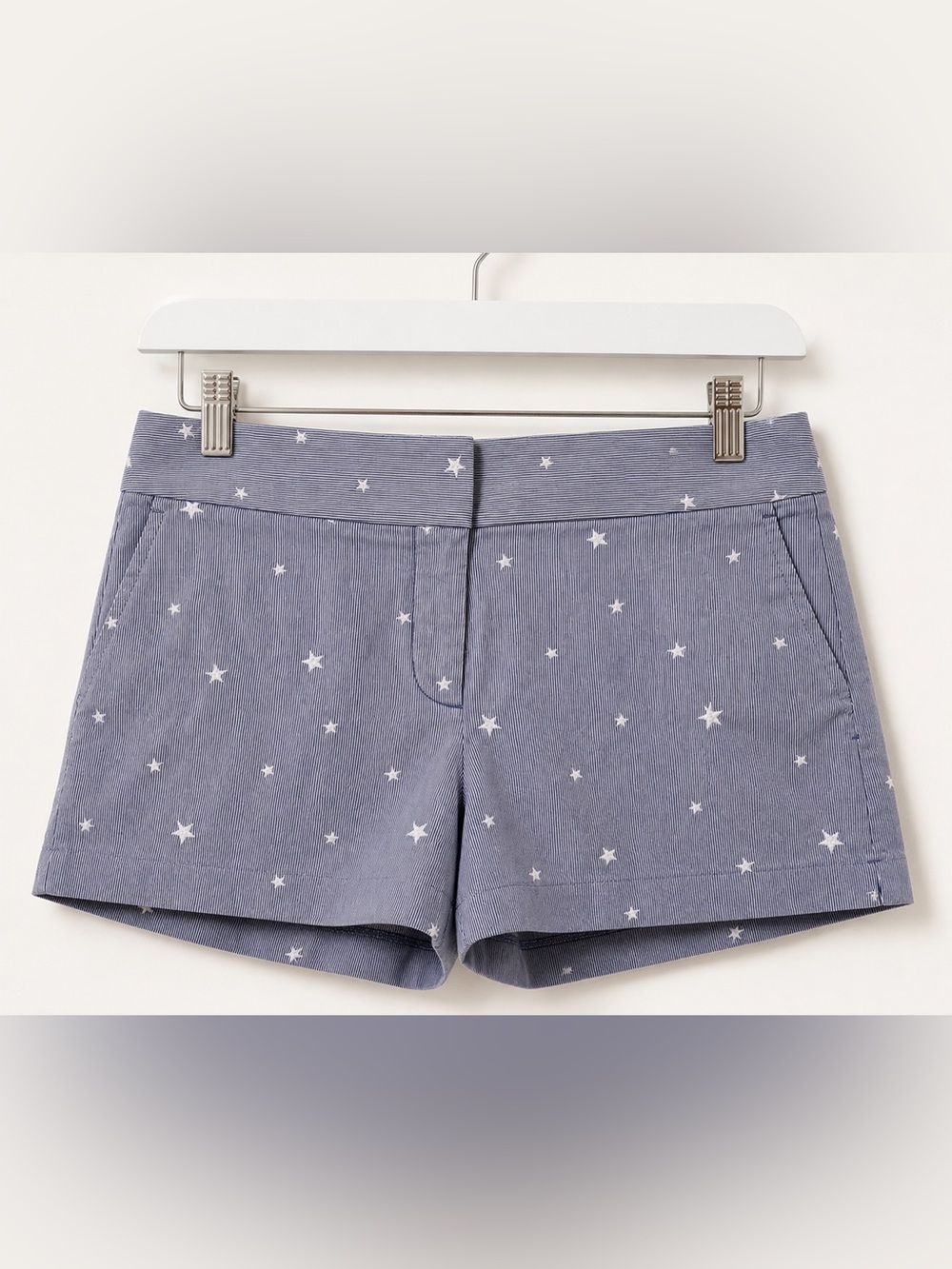 LOFT Riviera Star Print Shorts Size 2 Blue White Pinstripe NWOT